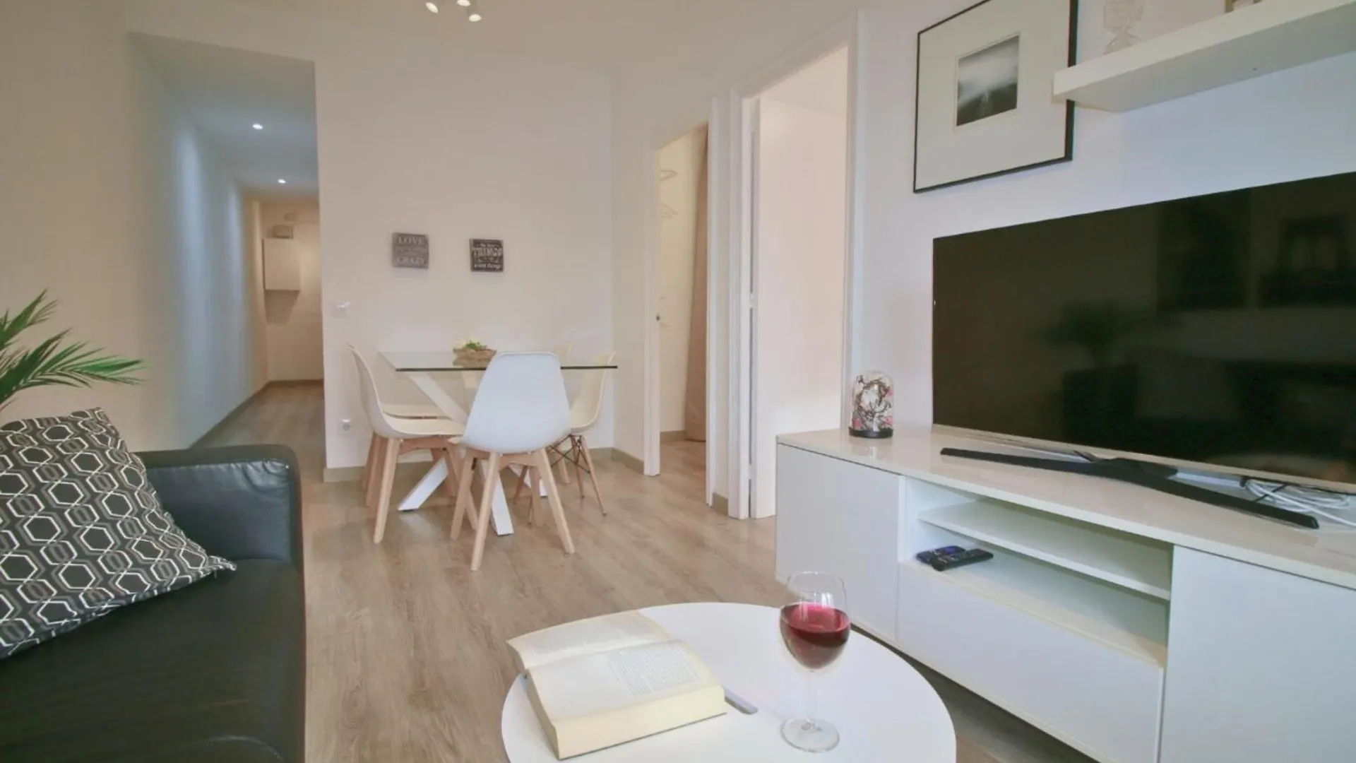 Located Close To The Metro, Perfect For 6 People Apartment L'Hospitalet de Llobregat 0*,  Spain