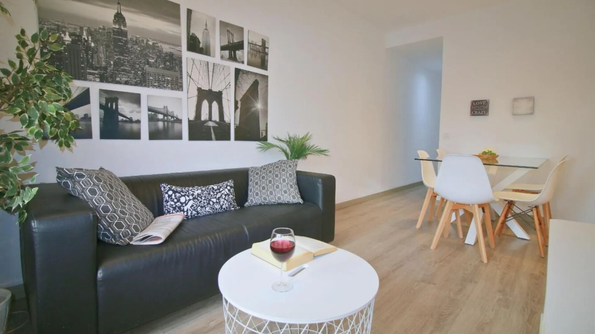 Located Close To The Metro, Perfect For 6 People Apartment L'Hospitalet de Llobregat